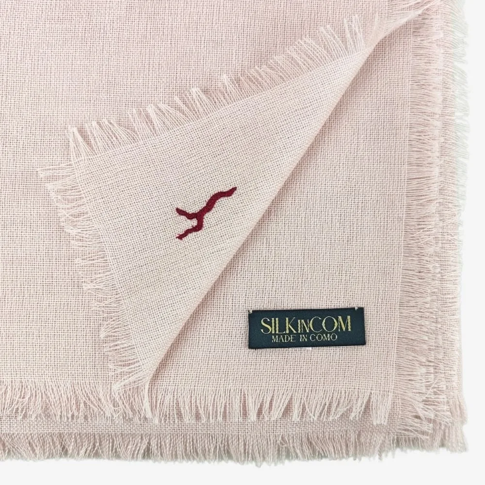 Bellagio Rosa Polvo — logo bordeaux Cachemir — vista 3